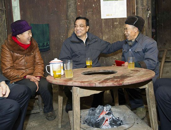 ��ˏ��ں�����ʩð��ǰ����ɽ��̎��������