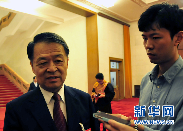 3��17������9�r����ʮ����ȫ��������������һ�Ε��h�����������e���]Ļ�����D�齻ͨ�\ݔ�����L����Õ�ǰ�������A�W(w��ng)���Ї������W(w��ng)ӛ�߲��L�� �KӰ