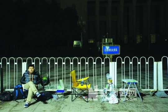 李克強答問獲網友好評 被贊接地氣盡顯專業(yè)功底