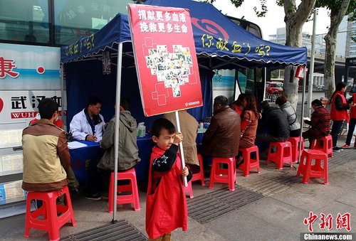 ���f����������h7�q�к��e��̖�٫I(xi��n)Ѫ